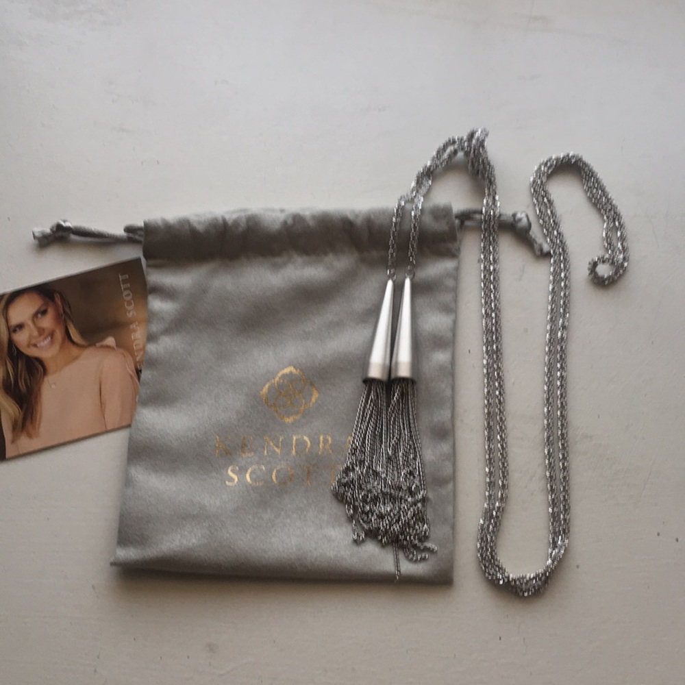 Kendra Scott silver phara necklace